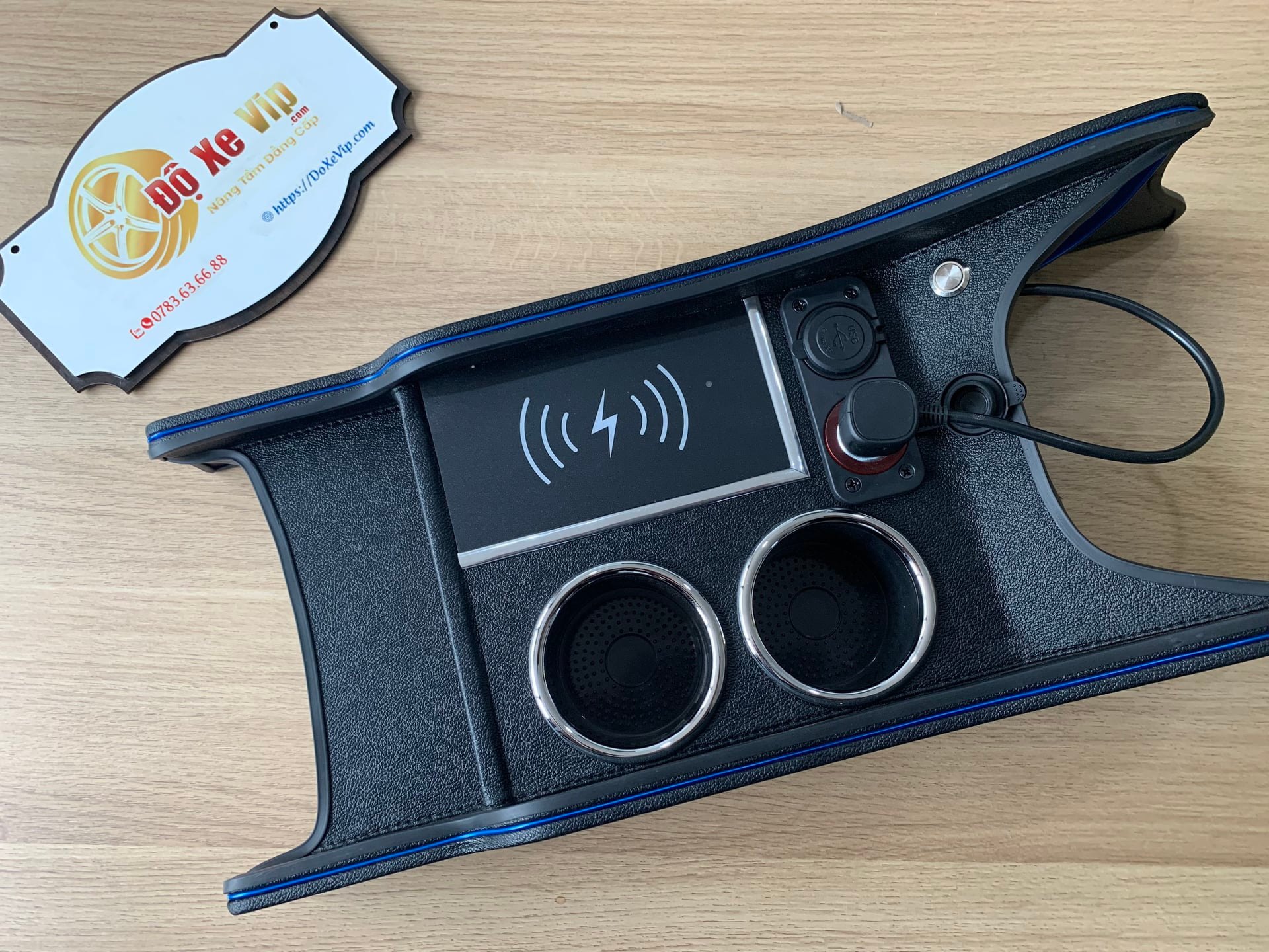 Hộp tỳ tay độ HONDA CRV tích hợp sạc không dây đèn led cực sang chảnh cao cấp về giao khách